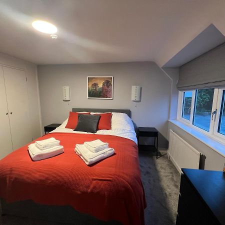The Six Bells Hotel Beenham Ngoại thất bức ảnh